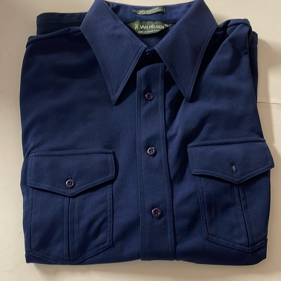 VANHEUSEN… men’s short sleeved button-down dress shirt…size XL - Picture 1 of 7